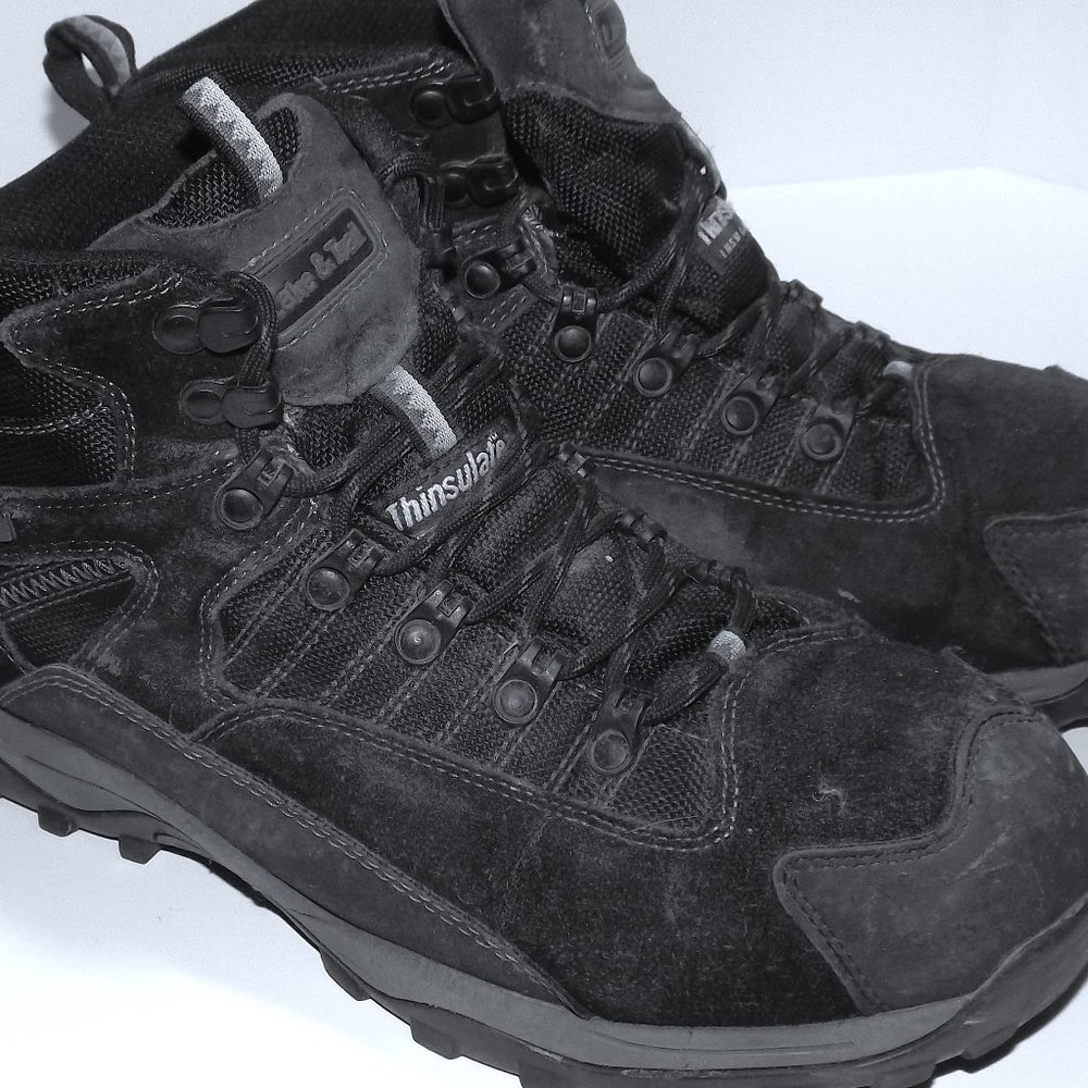 HIKING BOOTS WATERPROOF MENS SIZE 10.5  BLACK/GREY